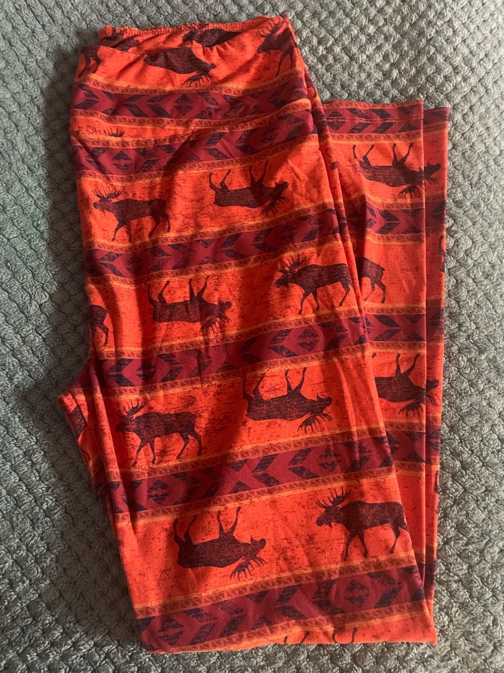 LuLaRoe Orange & Maroon Moose Print Leggings